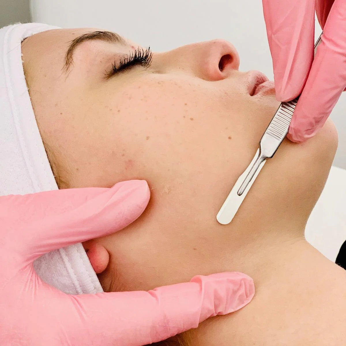 Dermaplaning Certification
